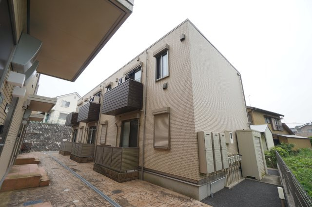 ボナール・Kazuの外観|物件、駅でお待ち合わせでのご案内歓迎！