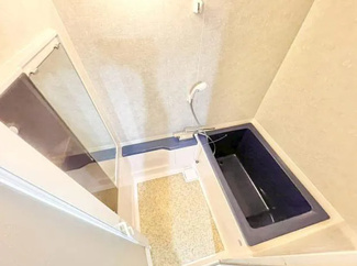 【浴室】 | エバーグリーン金岡2号棟 | ゆっくりくつろぎながら入るお風呂は一日の疲れを癒やしてくれますね。