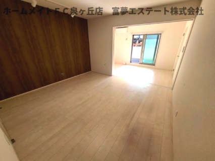 【居間・リビング】 | フジパレス草尾Ⅱ | ※イメージ　同物件別号室の写真