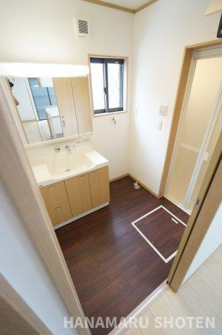 中古　千葉市稲毛区山王町の洗面所|＊当日ご案内可＊ご希望の物件まとめてご案内！弊社が掲載していない物件でもOK♪お気軽にご相談ください ♪お電話でのお問合わせがスムーズ♪