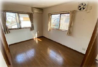 大津市石山寺４丁目の店舗の洋室