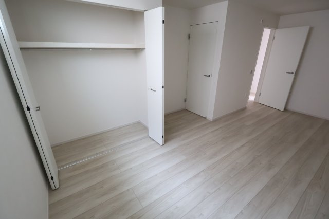 《仲介手数料無料》練馬区早宮４丁目29-14(3号棟)新築一戸建てケイアイスタイルの洋室|撮影日 2025年9月19日 15:00 曇り