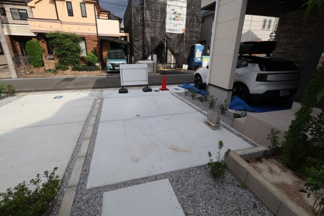 【駐車場】 | 《仲介手数料無料》練馬区早宮４丁目29-14(3号棟)新築一戸建てケイアイスタイル | 撮影日 2025年9月19日 15:00 曇り