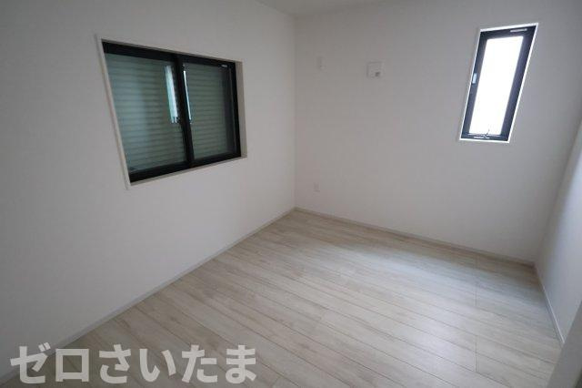 《仲介手数料無料》練馬区貫井３丁目46-29新築一戸建てケイアイスタイルの洋室