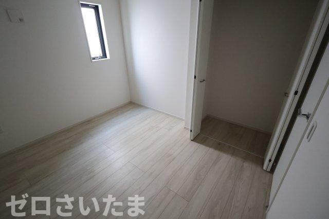 《仲介手数料無料》練馬区貫井３丁目46-29新築一戸建てケイアイスタイルの洋室
