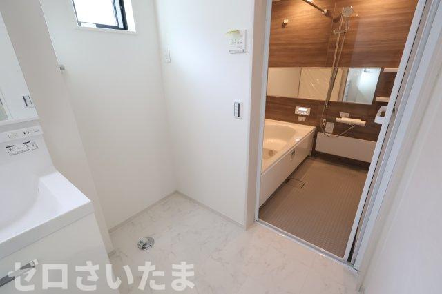 《仲介手数料無料》練馬区貫井３丁目46-29新築一戸建てケイアイスタイルのランドリースペース