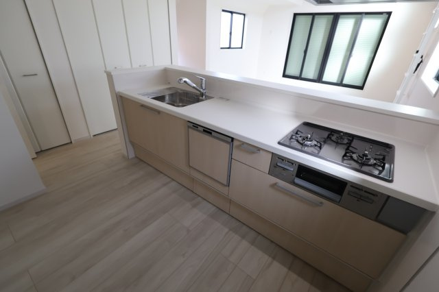 《仲介手数料無料》練馬区貫井３丁目46-29新築一戸建てケイアイスタイルのキッチン
