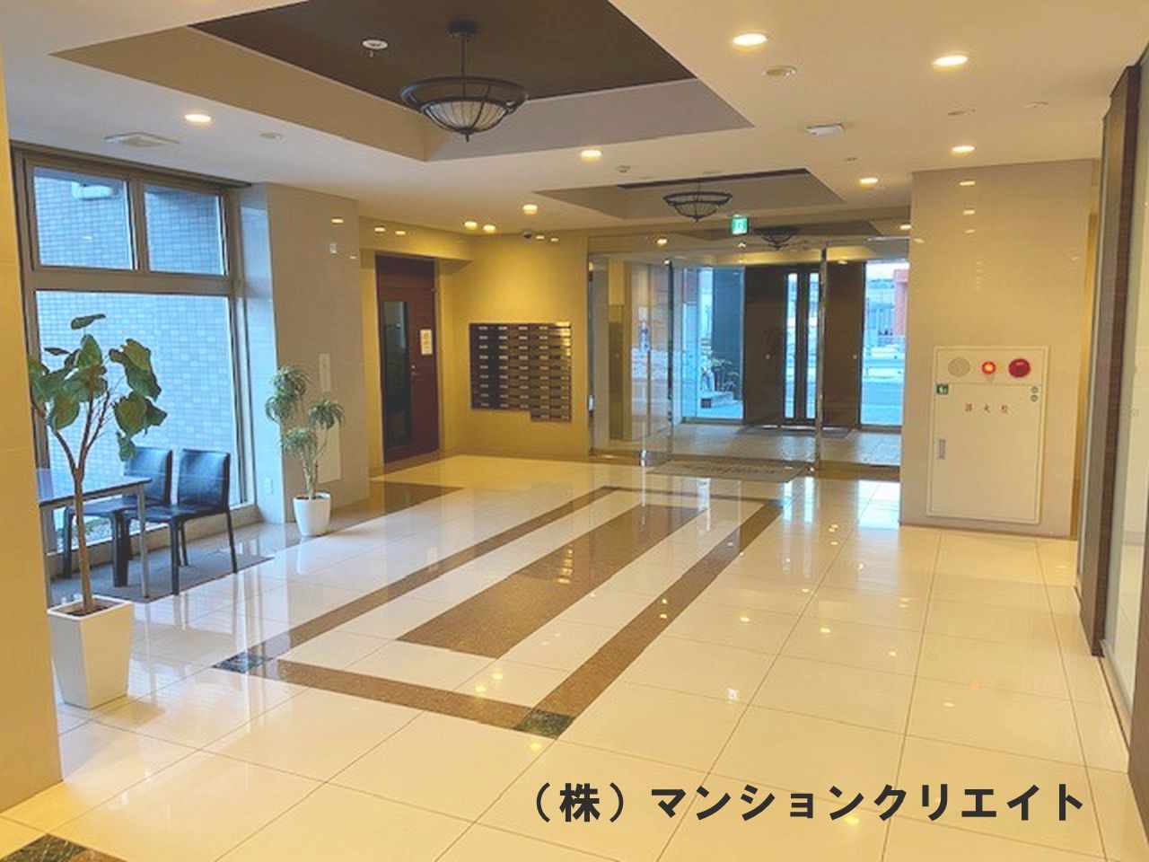 レジーネ大和田（投資）のエントランス|エントランス内のロビーです。非常に綺麗です！