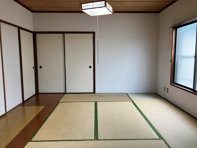 下安松戸建の内装