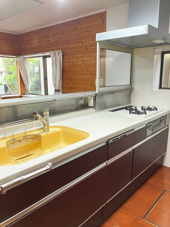 下安松戸建のキッチン