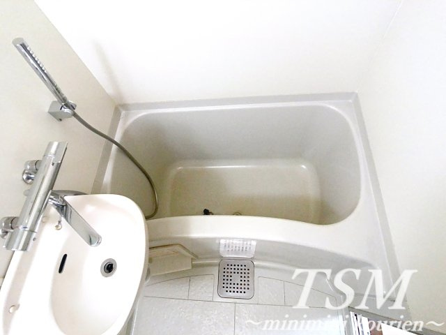 デイグラン香里園北の浴室