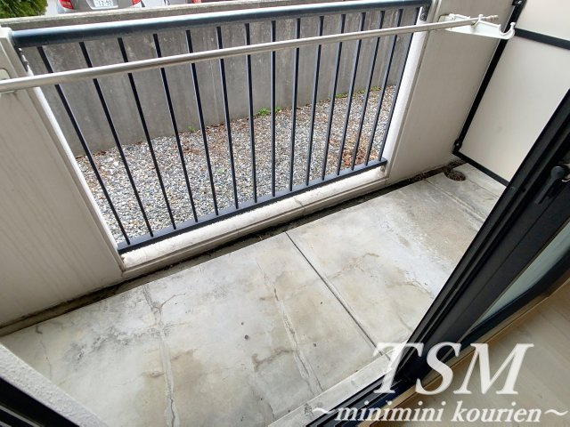 デイグラン香里園北のバルコニー