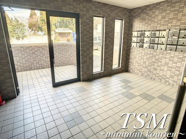 デイグラン香里園北のエントランス