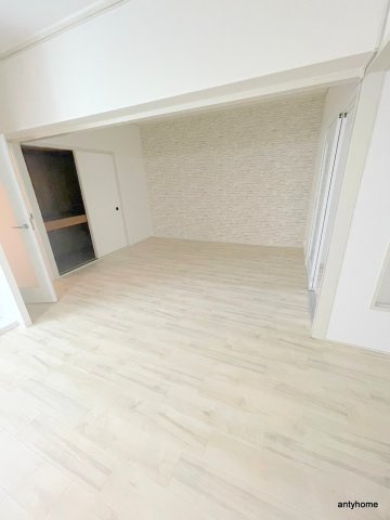 メゾン千里山　仲介手数料無料の居間・リビング