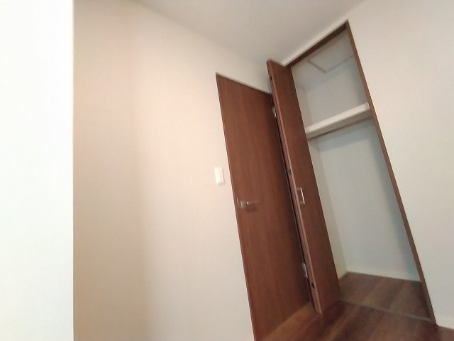 神戸市北区鈴蘭台北町６丁目の賃貸マンションの収納|クローゼット