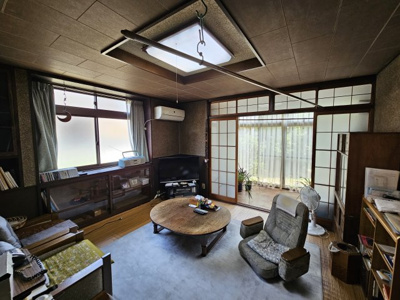 【居間・リビング】 | 鳥取市卯垣３丁目中古戸建て