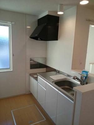 【キッチン】 | ボンヌ・ジュルネ | キッチンです