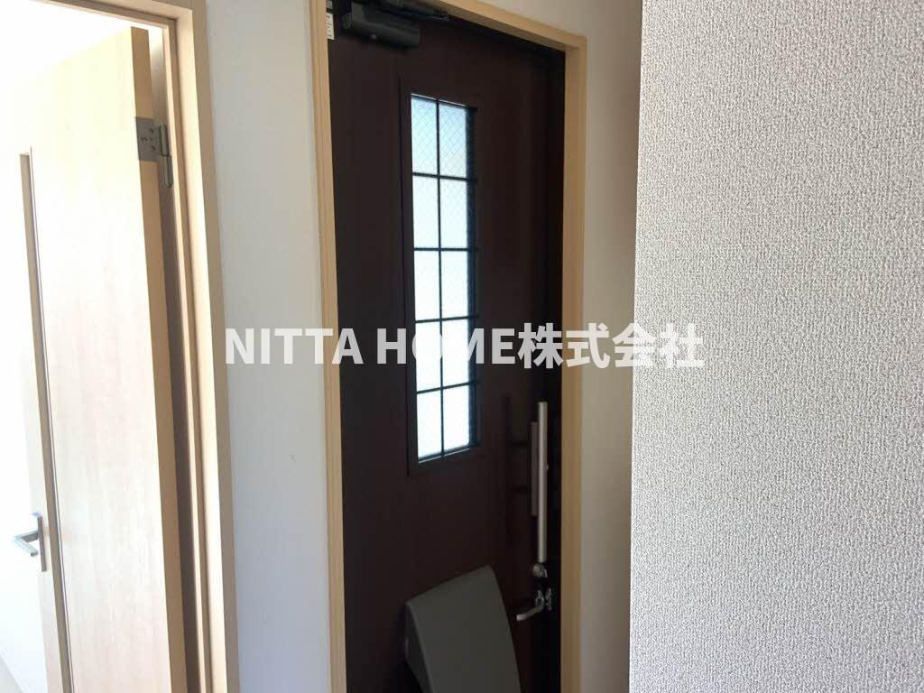 メゾンアークＢの玄関|玄関スペースです★