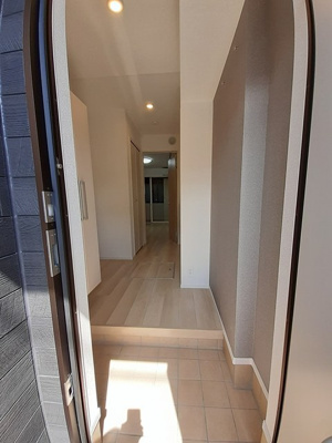 【玄関】 | ラヴィ・コンフォール | 玄関です