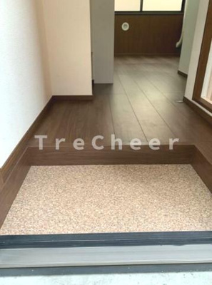 【玄関】 | Loyal House(ロイヤルハウス)