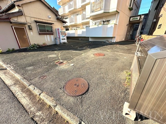 やまやの森の駐車場