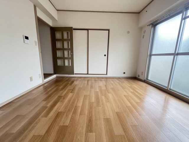 カルムハイツ千代田の居間・リビング