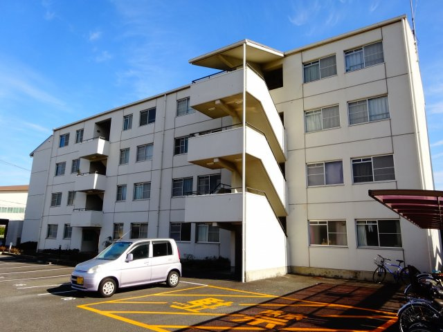 カルムハイツ千代田の外観