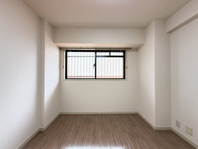 【寝室】 | シャトーレイクルイーズ