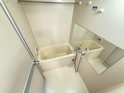 【浴室】 | シャトーレイクルイーズ