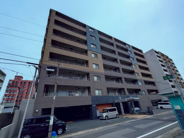サンパーク黄金町の外観|JR門司駅まで徒歩9分♪
リフォーム会社がこだわったフルリノベーション物件★