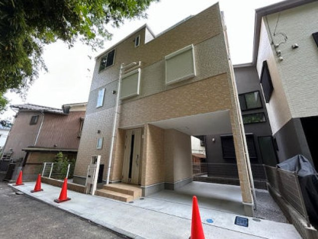 横浜市磯子区岡村3丁目 新築未入居戸建て【仲介手数料無料】の外観