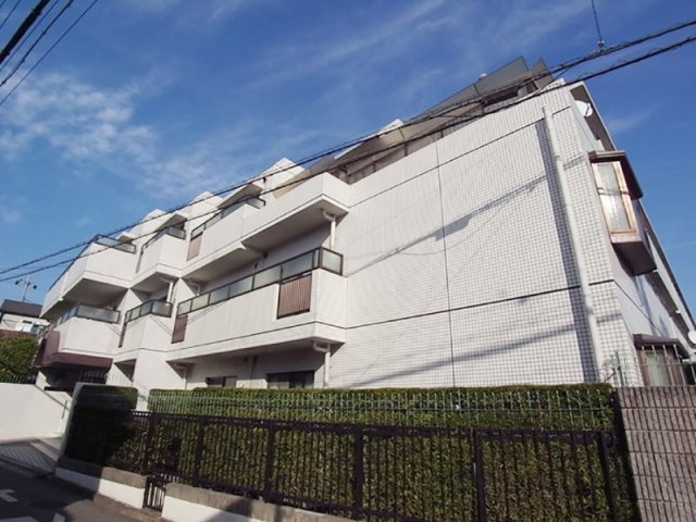 ファミール豊中千里園の外観