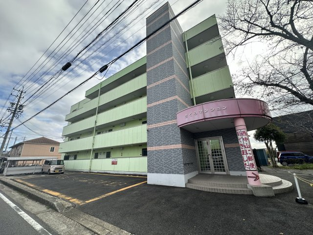 さくらマンションの外観