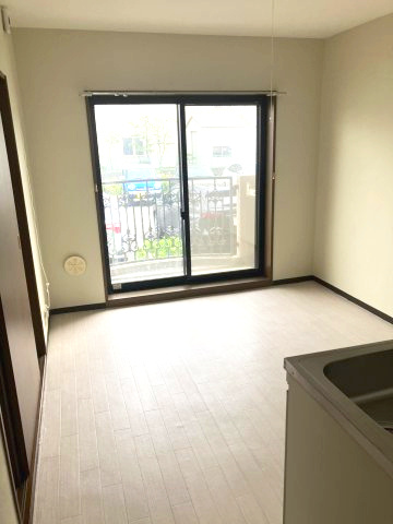 シティクレスト花かいどうの居間・リビング