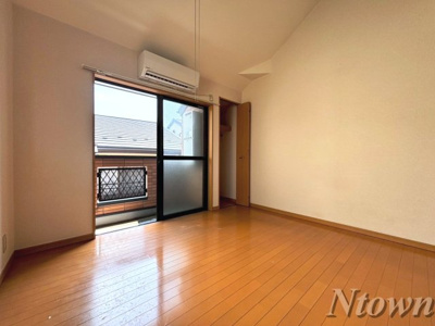 【居間・リビング】 | P.A.F.I.A.C郷前 | こちらのリビングで趣味の時間をお楽しみください