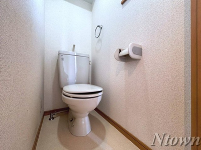 【トイレ】 | P.A.F.I.A.C郷前 | 落ち着いた色調のトイレです