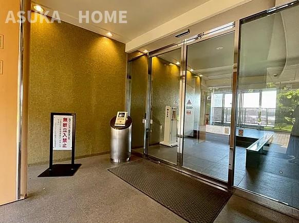 スタンレーヒルズ横浜小机の防犯設備|セキュリティー面でも安心のオートロックを完備♪