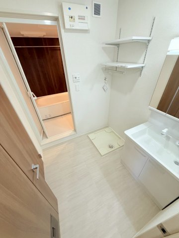 ラ　クラルテ　ａの洗面所