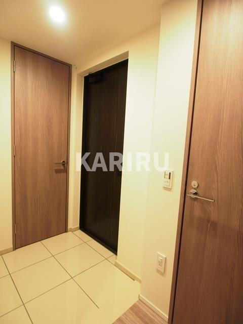 プラウドタワー梅田豊崎の玄関