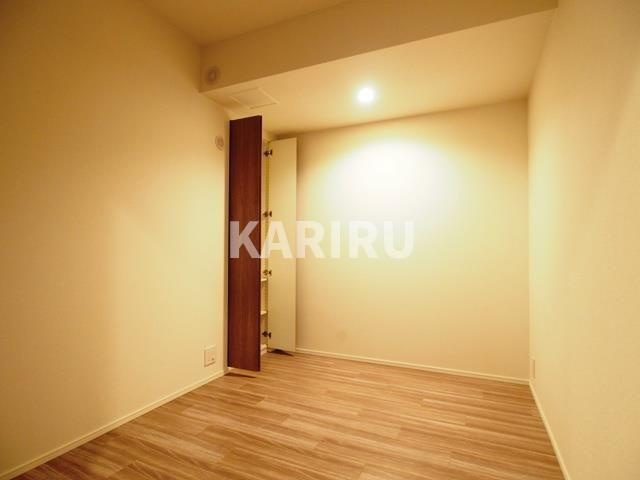 プラウドタワー梅田豊崎の寝室