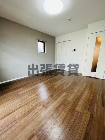 仲介手数料０円！！シーズンコート六番町の居間・リビング