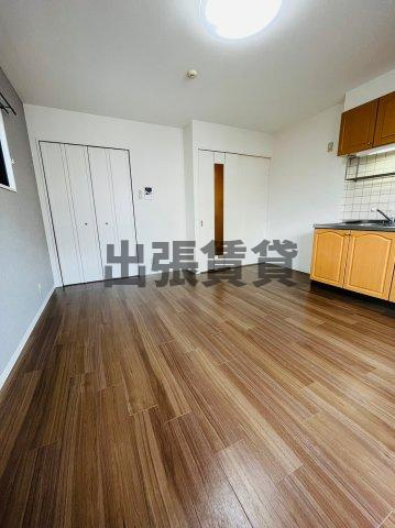 仲介手数料０円！！シーズンコート六番町の居間・リビング