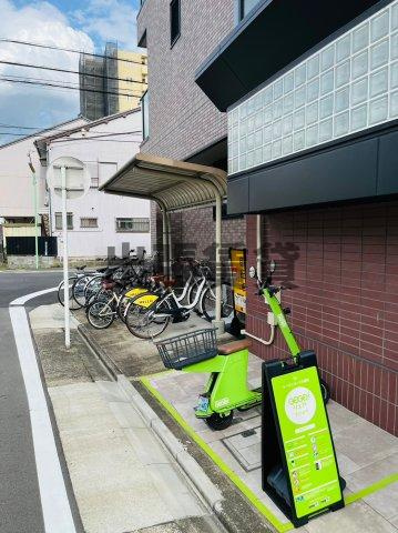 仲介手数料０円！！シーズンコート六番町の駐車場