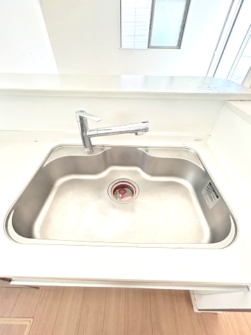 川口市里　中古戸建のキッチン