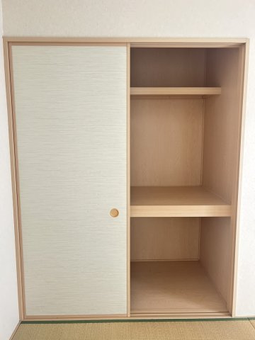 川口市里　中古戸建の収納