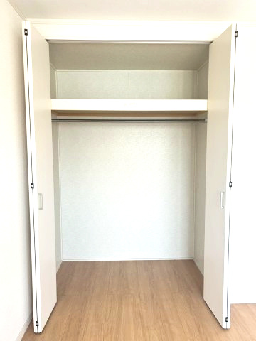 川口市里　中古戸建の収納