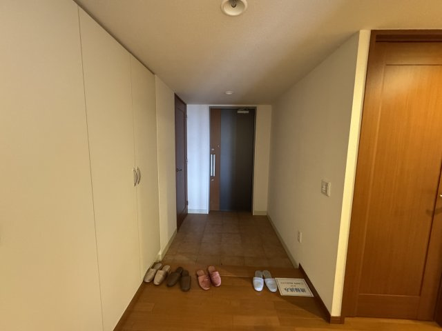 グランドメゾン万博公園南の玄関