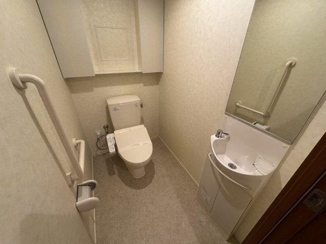 グランドメゾン万博公園南のトイレ