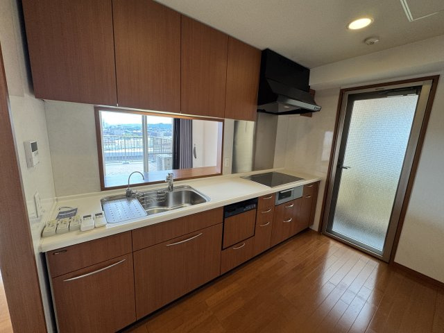 グランドメゾン万博公園南のキッチン