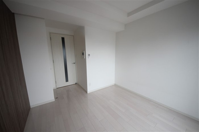 【洋室】 | アドバンス西梅田ラシュレ